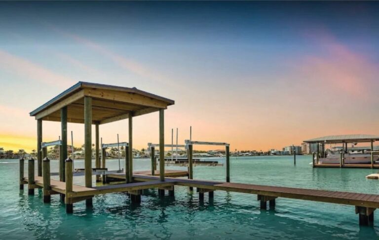 Dock Building St Petersburg FL Dock Building St Petersburg FL